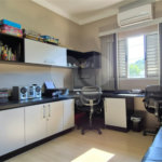 Casa à venda com 5 quartos, sendo 4 suítes, no condomínio Residencial Vilazul, Sorocaba - SP