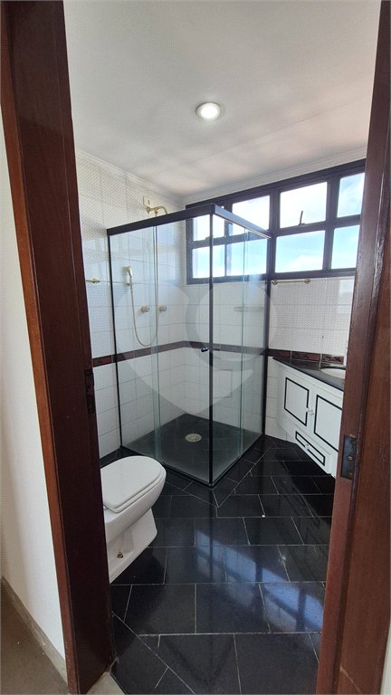 Apartamento à venda ou para alugar com 3 quartos, sendo 2 suítes, em Vila Romana, São Paulo, SP