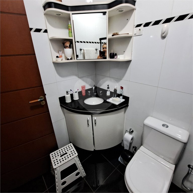 Sobrado à venda com 4 quartos, sendo 2 suítes, em Vila José Bonifácio, Araraquara, SP