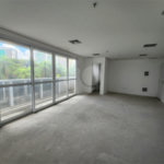 Sala comercial em frente ao Allianz Parque