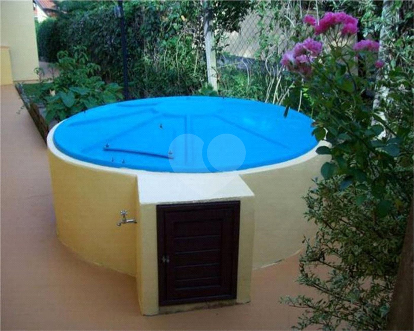 Casa à venda com 4 quartos, sendo 2 suítes, no condomínio Vinhas da Vista Alegre - Lado Sede, Vinhedo - SP