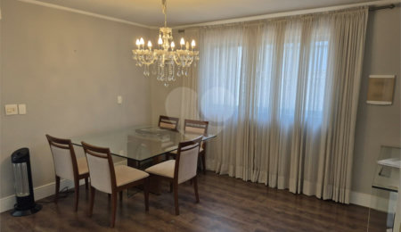 Sobrado à venda com 4 quartos, sendo 1 suíte, em Vila Guilherme, São Paulo, SP
