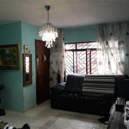 Sobrado à venda com 3 quartos, sendo 1 suíte,  em Jardim Oriental, São Paulo, SP