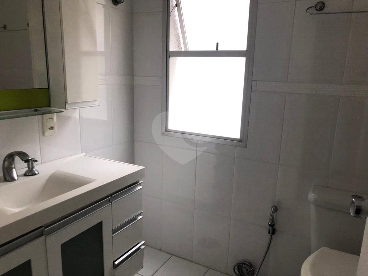 Apartamento à venda com 3 quartos, sendo 1 suíte, em Vila Andrade, São Paulo, SP
