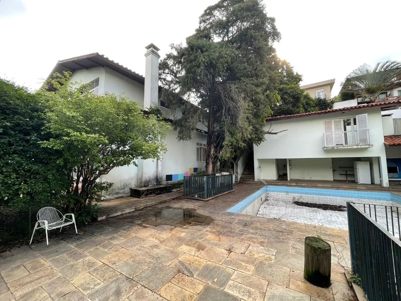 Sobrado à venda com 4 quartos, sendo 1 suíte, em Vila Inah, São Paulo, SP