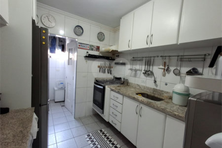 Apartamento à venda com 2 quartos, sendo 1 suíte, em Moema, São Paulo, SP