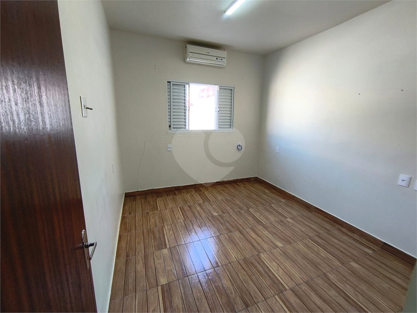 Casa à venda com 3 quartos, sendo 1 suíte,  em Vila Vendramini, Itapetininga, SP