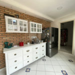 Casa em condomínio à venda ou para alugar com 4 quartos, sendo 3 suítes,  em Jardim Panorama, São Paulo, SP
