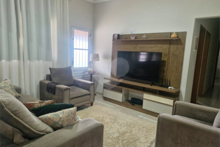 Chácara à venda com 2 quartos, sendo 1 suíte, em Mato Seco, Itapetininga, SP