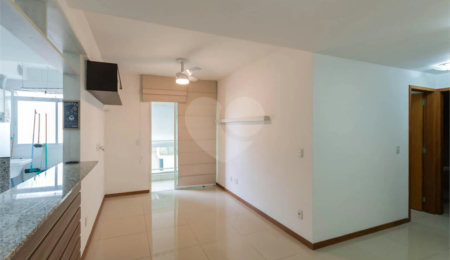 Apartamento à venda com 2 quartos, sendo 1 suíte,  em Tijuca, Rio de Janeiro, RJ