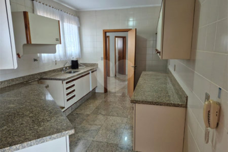 Apartamento à venda ou para alugar com 3 quartos, sendo 1 suíte, no Centro, Araraquara, SP