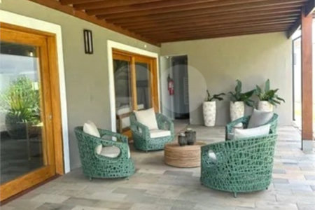 Terreno com 942m² no Condomínio 7 Lagos em Itatiba