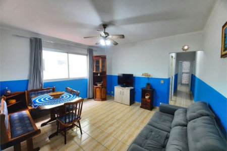 Apartamento com 2 dormitórios à venda na Enseada – 500 metros da praia
