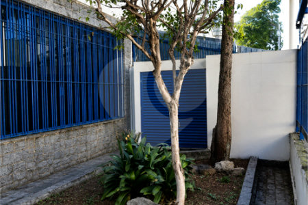 Sobrado à venda com 3 quartos, sendo 1 suíte, em Jardim do Mar, São Bernardo do Campo, SP