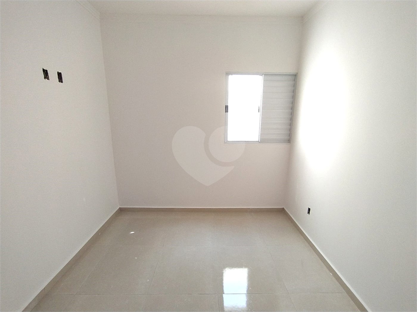 Casa à venda com 2 quartos, sendo 1 suíte, em Jardim Itália, Sorocaba, SP