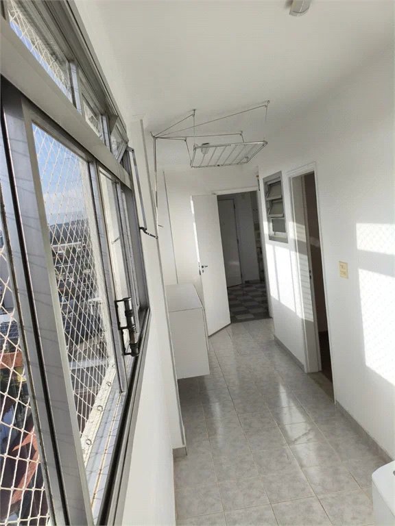 Apartamento à venda com 3 quartos, sendo 1 suíte, em Lapa, São Paulo, SP