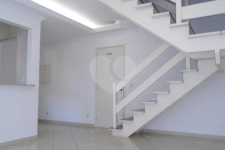 Apartamento à venda com 1 suíte em Jardim das Bandeiras, São Paulo, SP
