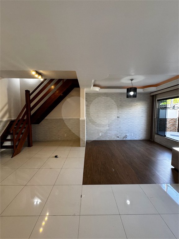 Casa à venda com 3 quartos, sendo 1 suíte, no condomínio Village da Posse, Rio de Janeiro - RJ