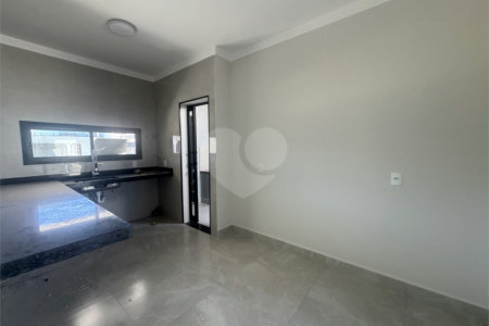 Casa à venda com 3 quartos, sendo 1 suíte, no condomínio Residencial Villagio Wanel, Sorocaba - SP