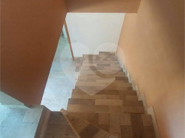 Sobrado à venda com 2 quartos em Canjica (terra Preta), Mairiporã, SP