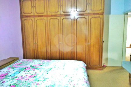 Casa à venda com 2 quartos, sendo 1 suíte, em Vila Comercial, São Paulo, SP