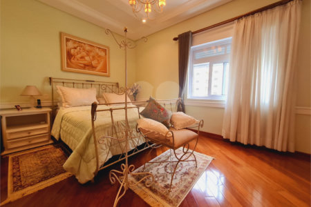 Apartamento à venda com 3 quartos, sendo 1 suíte, em Higienópolis, São Paulo, SP