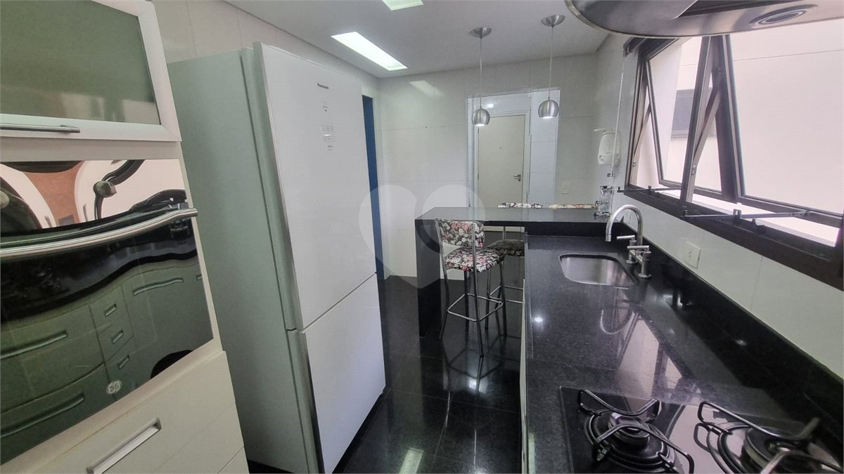 Apartamento à venda com 3 quartos, sendo 1 suíte,  em Indianópolis, São Paulo, SP