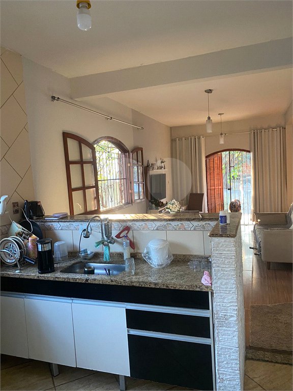 Casa à venda com 4 quartos em Campo Grande, Rio de Janeiro, RJ