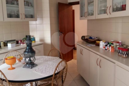 Apartamento à venda com 3 quartos, sendo 2 suítes, em Jardim Parque Morumbi, São Paulo, SP