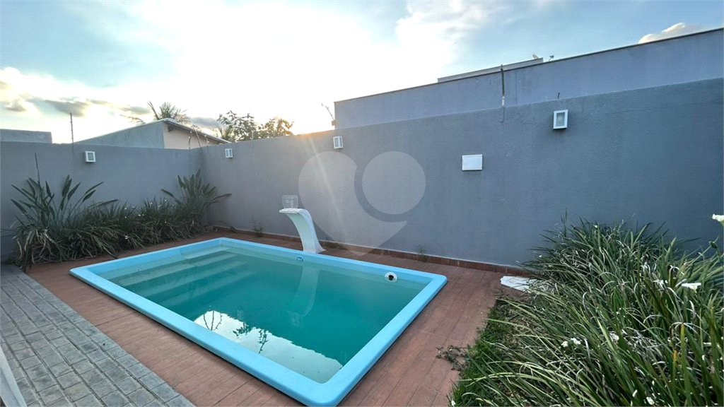 Casa à venda com 3 quartos, sendo 1 suíte,  em Ipê, Três Lagoas, MS