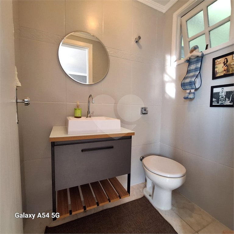 Casa à venda com 3 quartos, sendo 1 suíte, no condomínio Smallville, São Paulo - SP