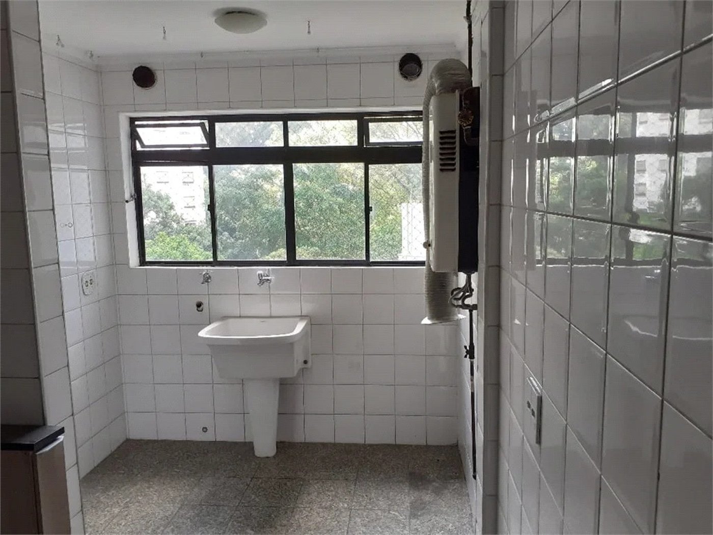 Apartamento à venda com 3 quartos, sendo 1 suíte,  em Morumbi, São Paulo, SP