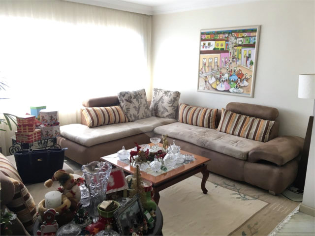 Apartamento à venda com 4 quartos, sendo 1 suíte,  em Chácara Santo Antônio, São Paulo, SP