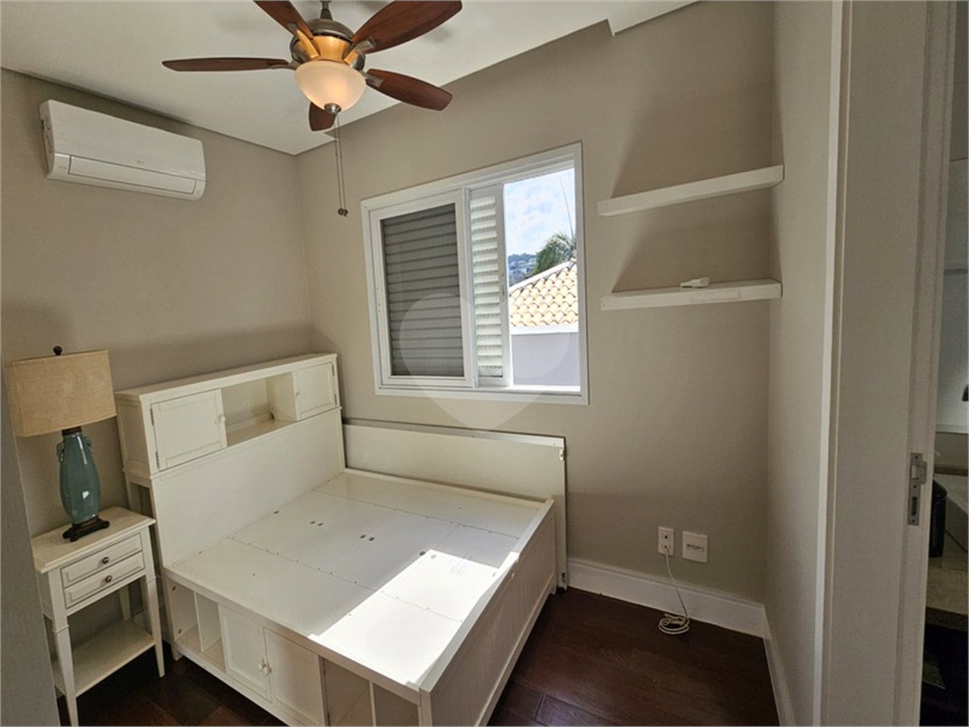 Casa à venda com 5 suítes no condomínio Jardim Vila Paradiso, Indaiatuba - SP