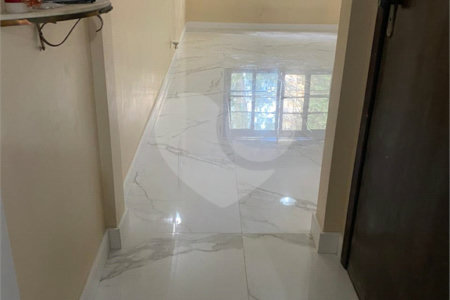 Sobrado à venda com 3 quartos, sendo 1 suíte, em Jardim Londrina, São Paulo, SP