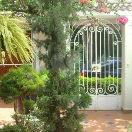 Casa à venda com 4 suítes em Jardim Franca, São Paulo, SP
