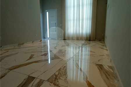 Casa à venda com 3 quartos, sendo 1 suíte,  em Vila Nova Aparecida, Mogi das Cruzes, SP