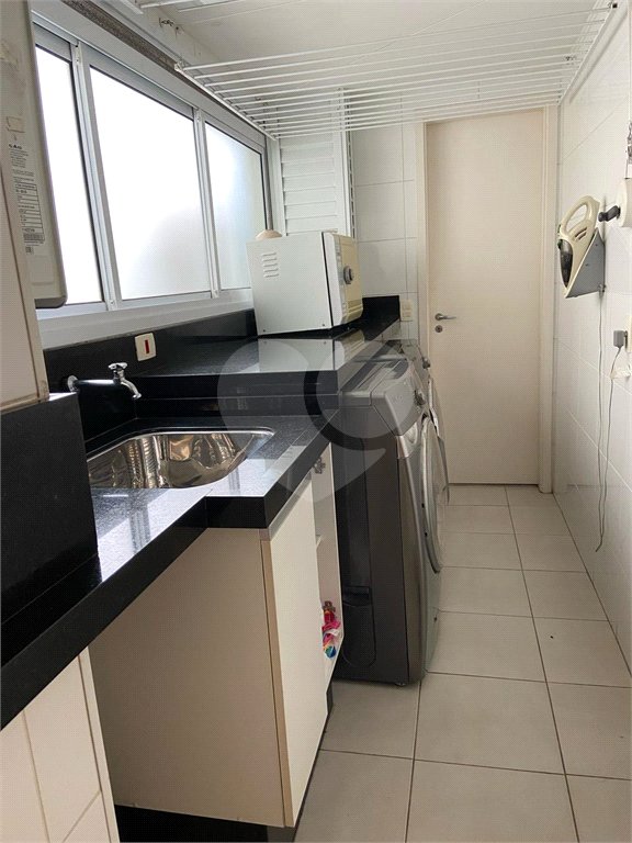 Apartamento à venda com 2 suítes em Vila Mariana, São Paulo, SP