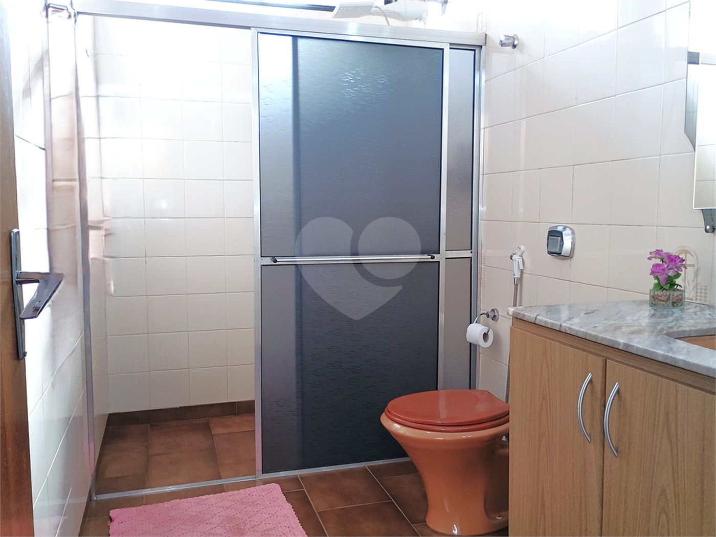 Casa à venda com 3 quartos, sendo 1 suíte, em Parque dos Bandeirantes, Ribeirão Preto, SP