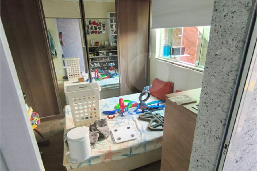 Sobrado à venda com 2 quartos, sendo 1 suíte, em Parque Novo Oratório, Santo André, SP