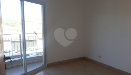 Apartamento à venda ou para alugar com 2 quartos, sendo 1 suíte,  em Jardim Flórida, São Roque, SP
