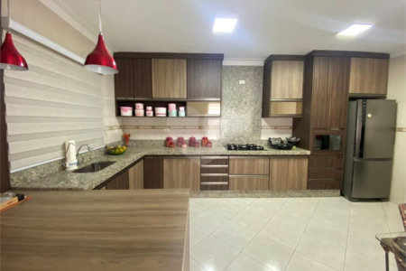 Casa à venda com 3 quartos, sendo 1 suíte,  em Parque Almerinda Pereira Chaves, Jundiaí, SP