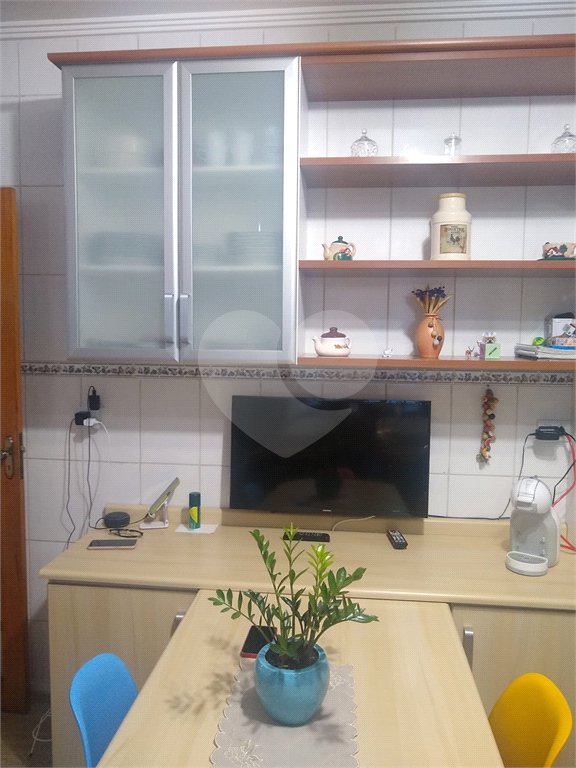 Sobrado à venda com 3 quartos, sendo 1 suíte,  em Vila do Castelo, São Paulo, SP