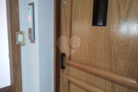 Apartamento à venda ou para alugar com 4 quartos, sendo 1 suíte,  em Vila Andrade, São Paulo, SP