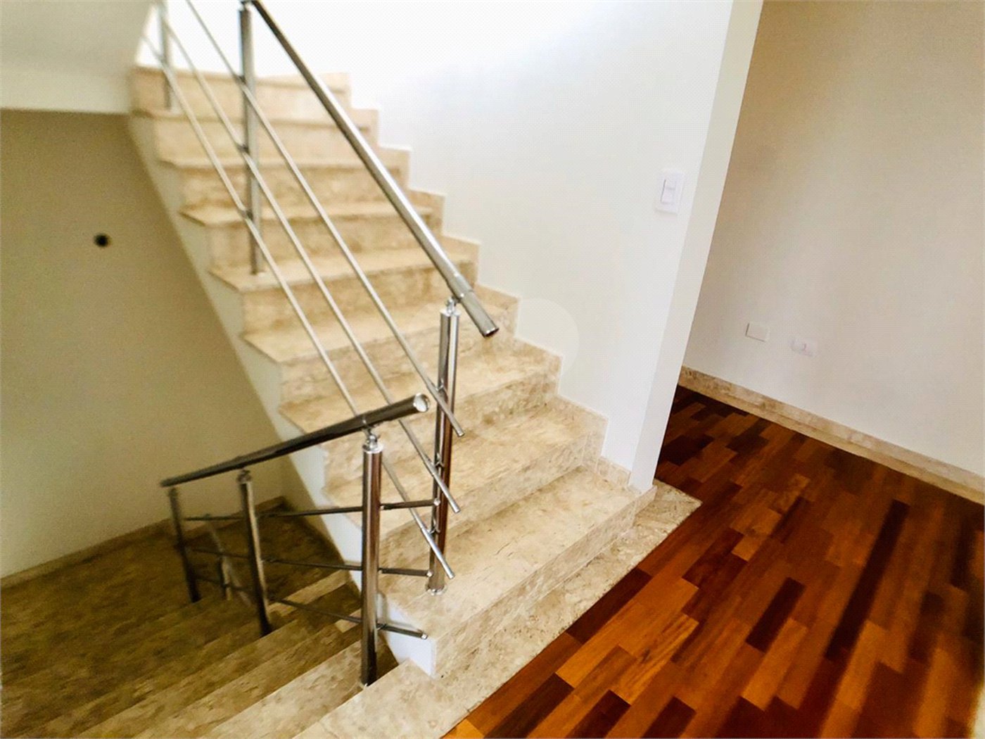 Casa à venda com 3 suítes em Tremembé, São Paulo, SP