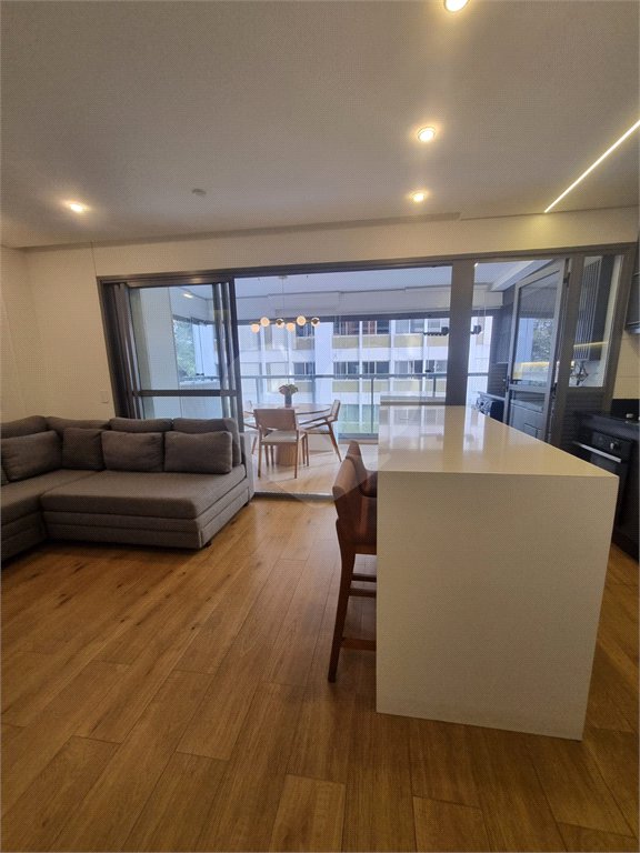 Apartamento à venda com 2 quartos, sendo 1 suíte, em Vila Mariana, São Paulo, SP