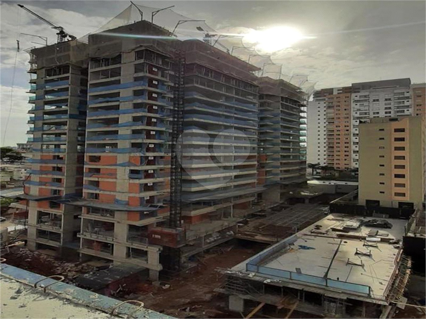 Apartamento à venda com 3 suítes em Vila Dom Pedro I, São Paulo, SP