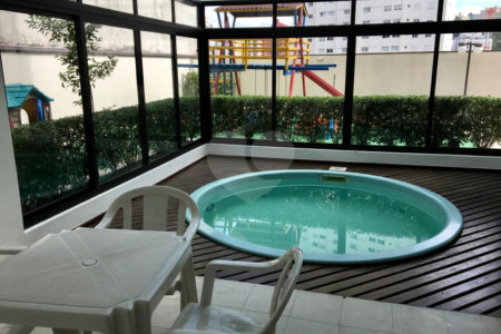 Apartamento com 3 Dormitórios sendo 1 Suíte 2 Vagas à Venda 99 m² por R$ 650.000