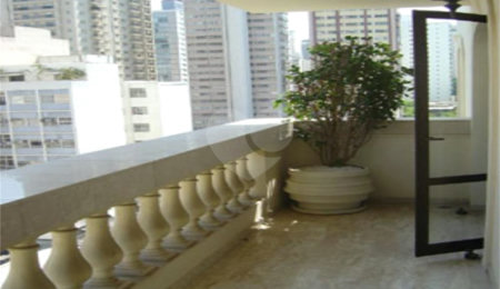 Duplex à venda com 3 suítes em Jardim América, São Paulo, SP