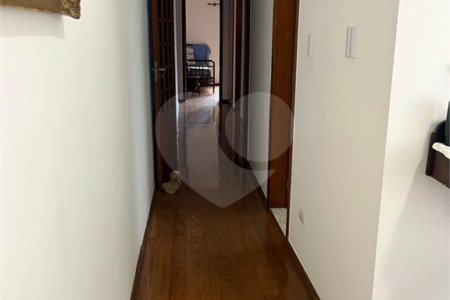 Casa à venda com 3 quartos, sendo 1 suíte, em Vila Mariana, São Paulo, SP